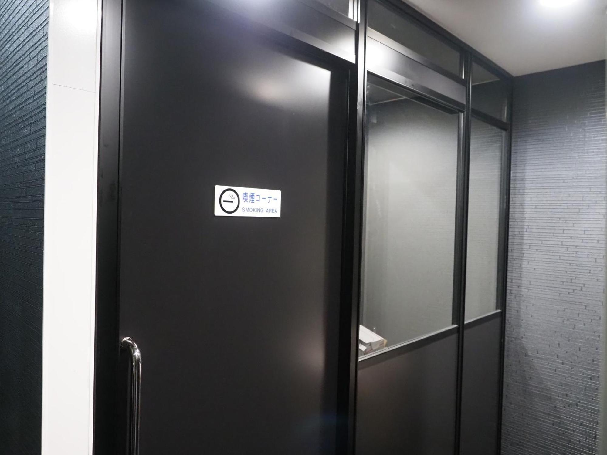 Capsule Block Hotel a capsule Tokyo