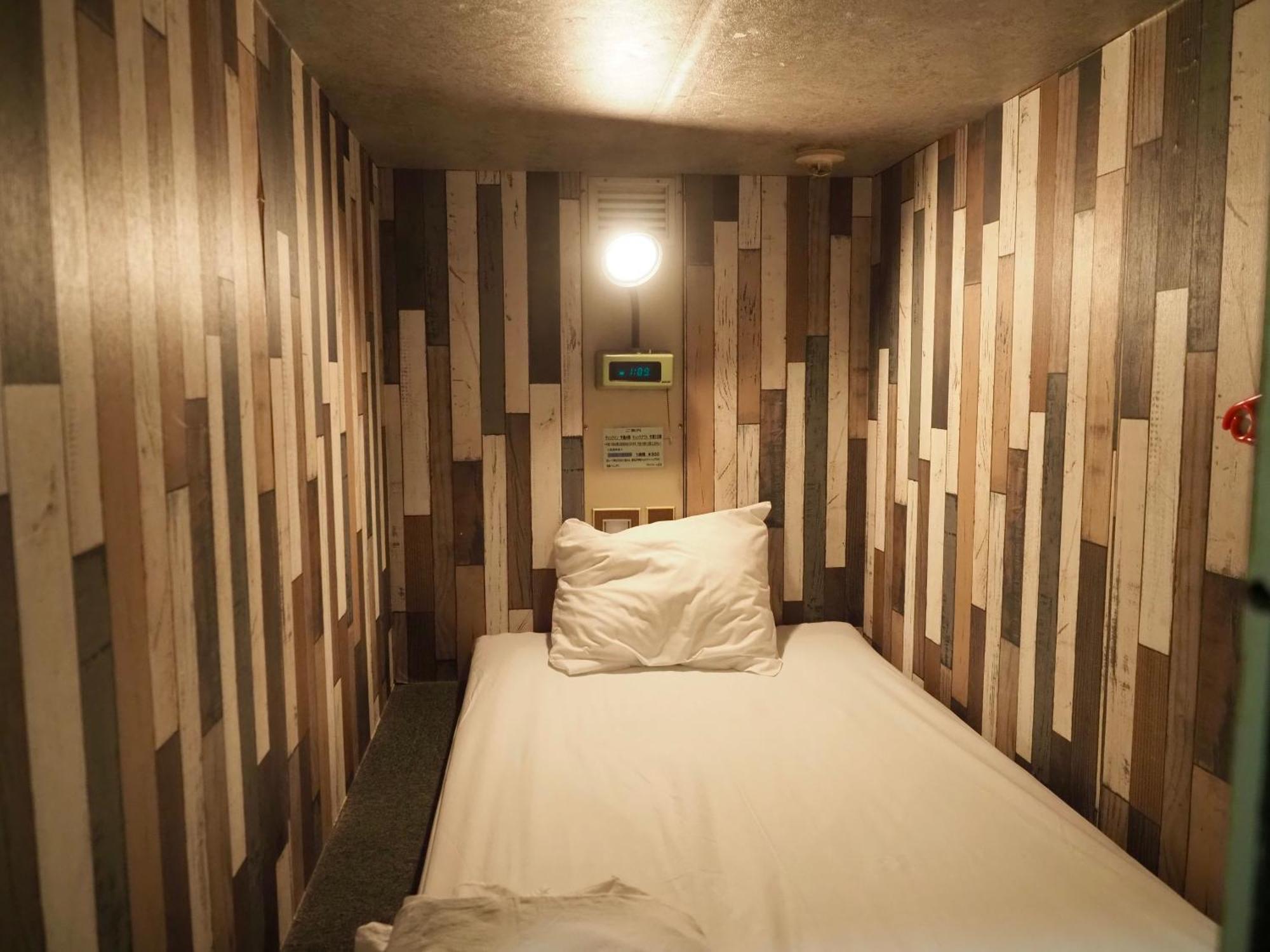 Capsule Block โรงแรมแคปซูล โตเกียว